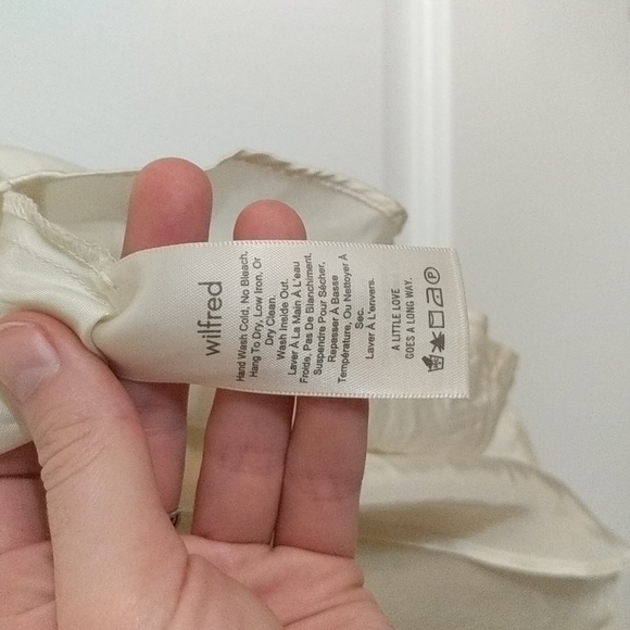 Aritzia Wilfred Spaghetti strap cami tank top - Picture 7 of 8